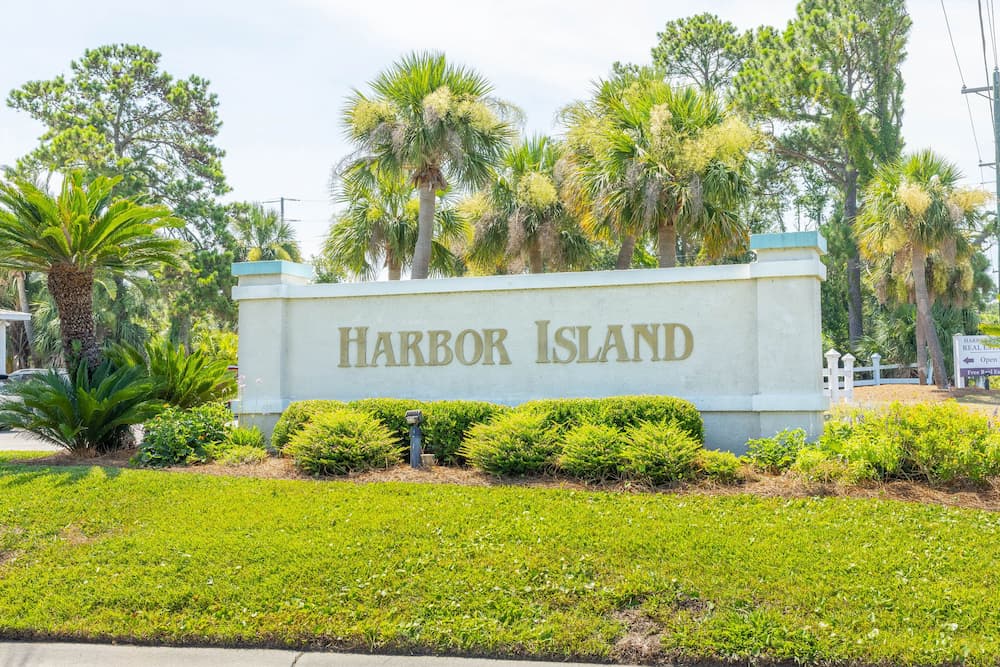 Harbor Island Sign