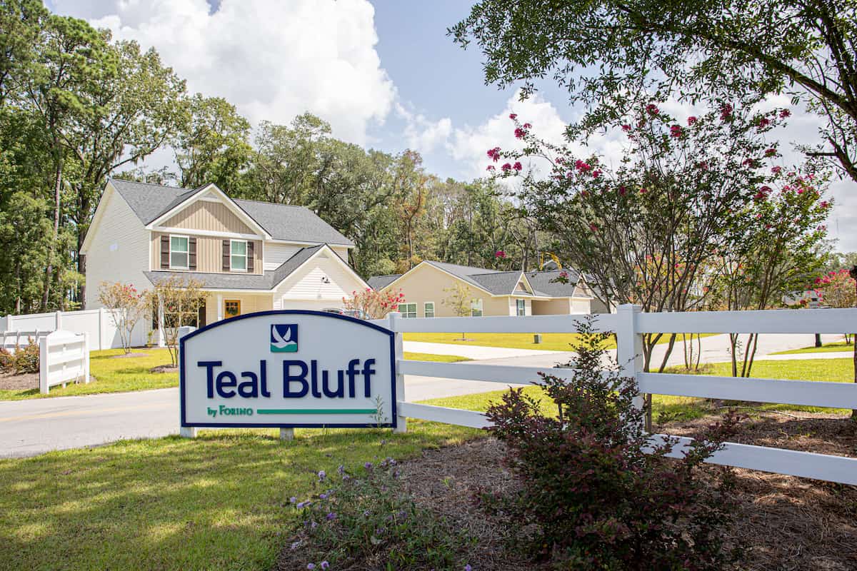 Teal bluff neighborhood sign